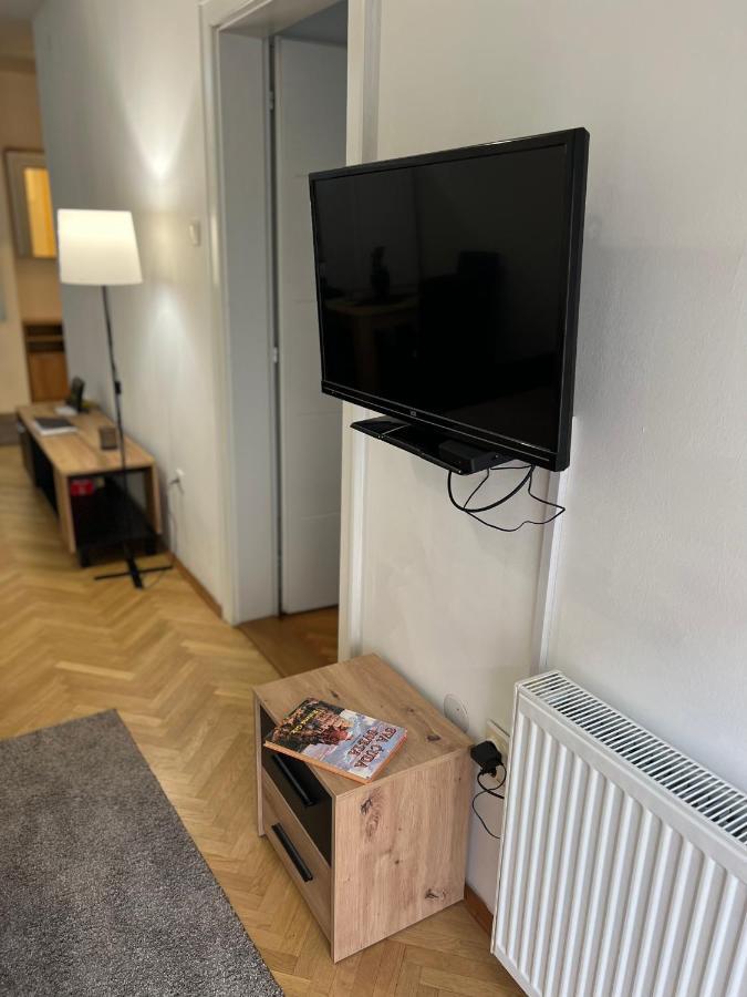 נובי סאד Apartment Dostojevski מראה חיצוני תמונה